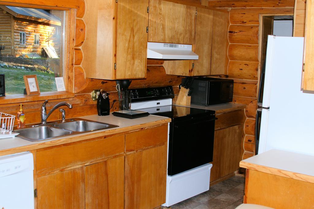 Anchor Point Bear Den Vacation Home חדר תמונה