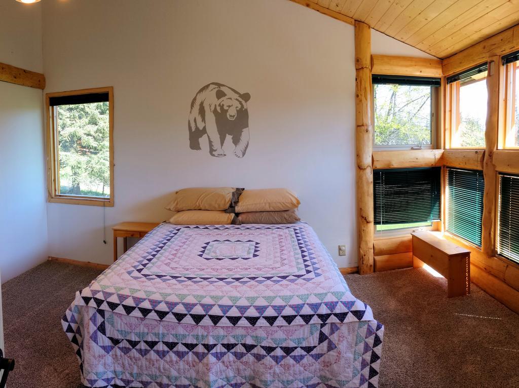 Anchor Point Bear Den Vacation Home חדר תמונה